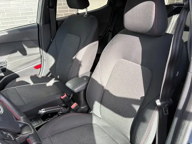 Ford Fiesta view 6