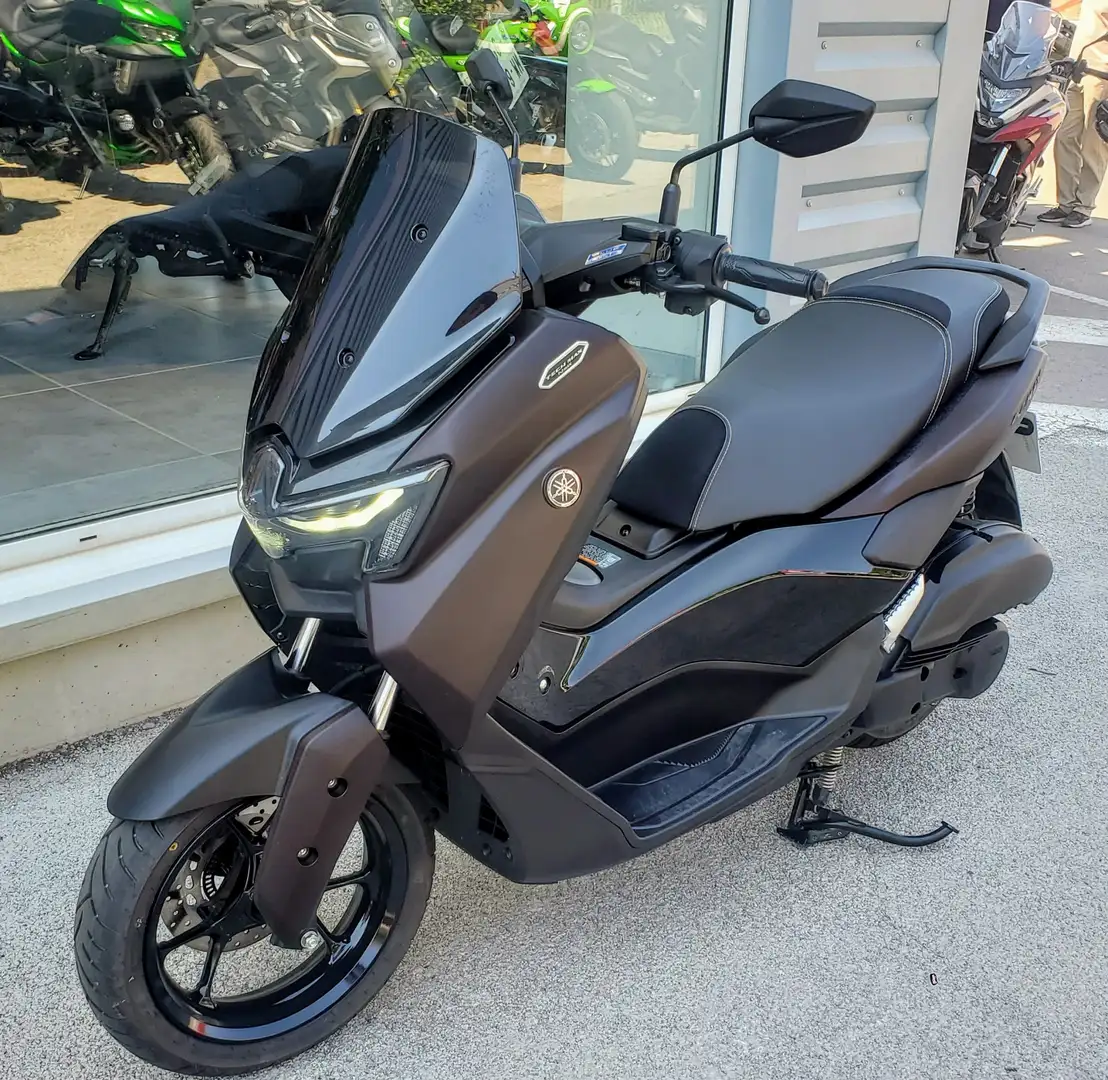 Yamaha NMAX Marrone - 2