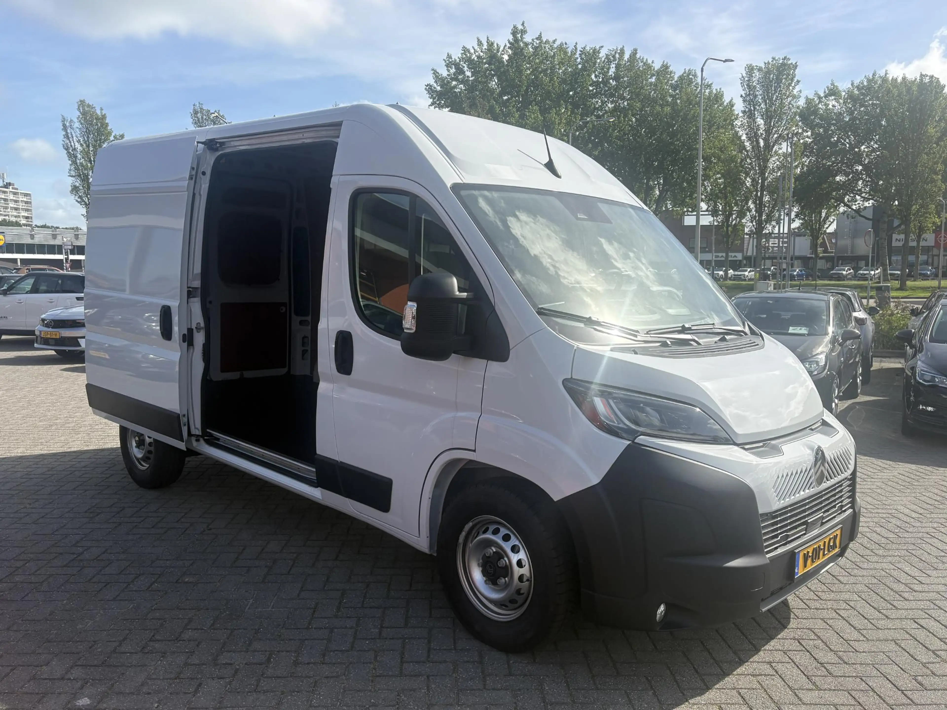 Citroen Jumper 2.2 BlueHDi 140 S&S L2H2 3.5t | Betimmering | Clim — photo 3