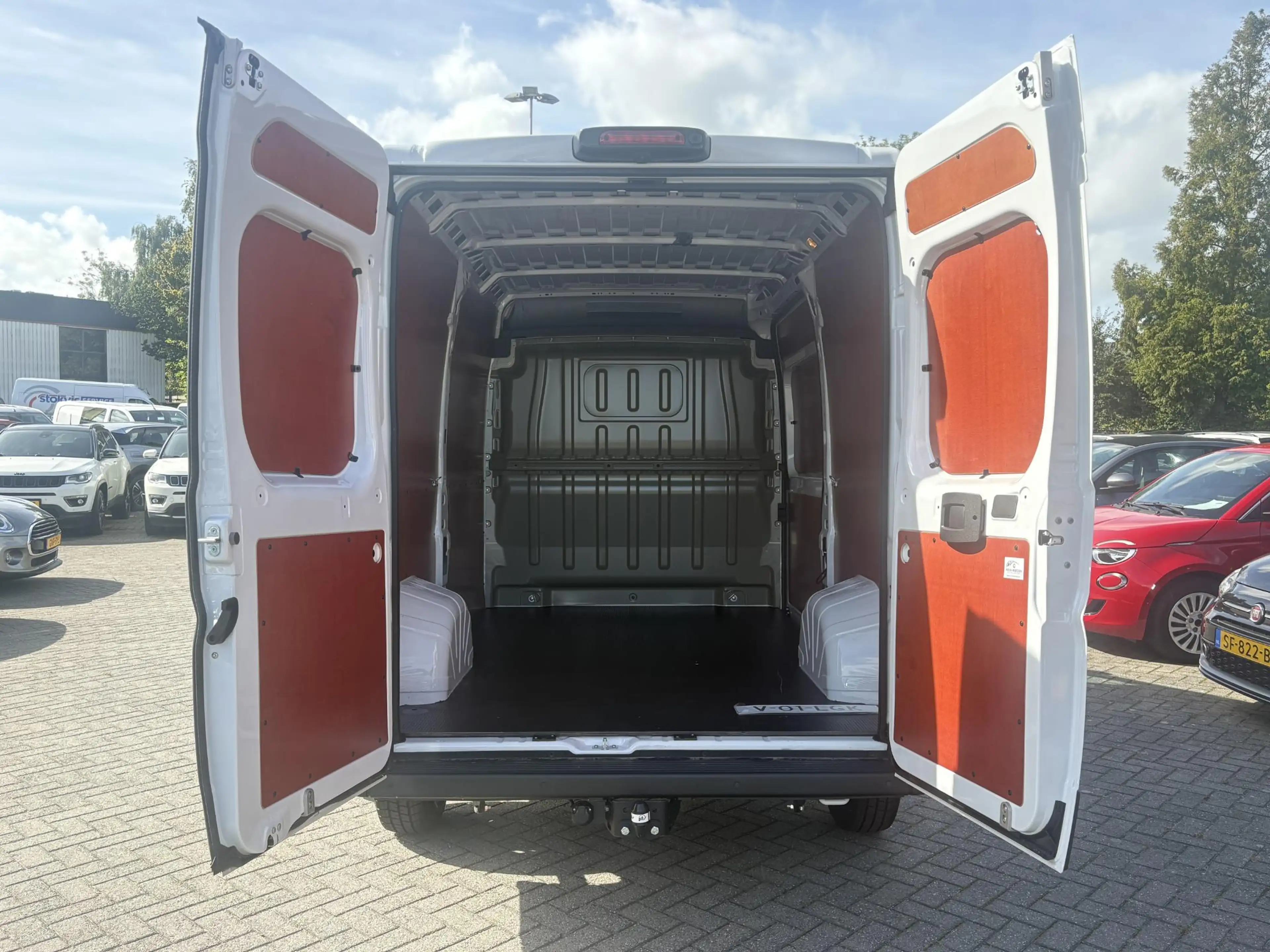 Citroen Jumper 2.2 BlueHDi 140 S&S L2H2 3.5t | Betimmering | Clim — photo 9