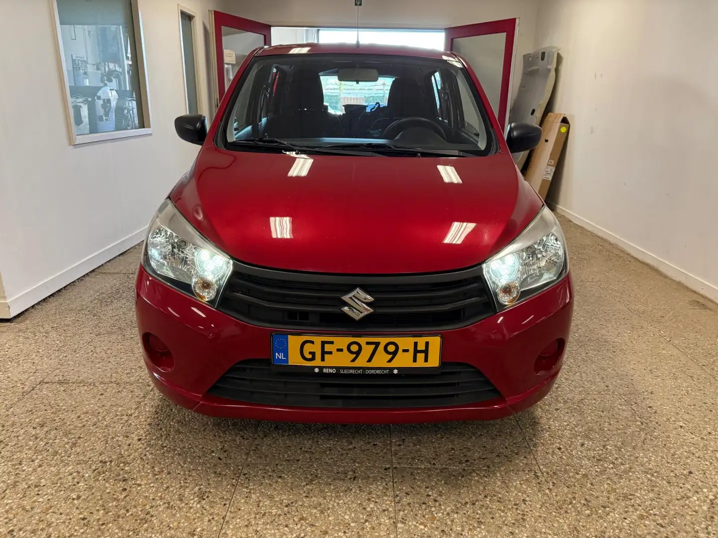 Suzuki Celerio 1.0 Comfort 5-drs Airco Rouge - 2