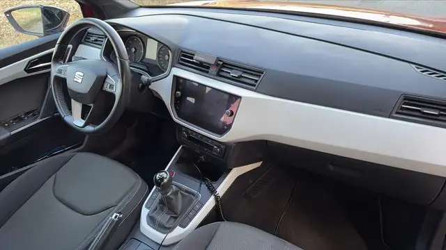 Seat Arona view 10