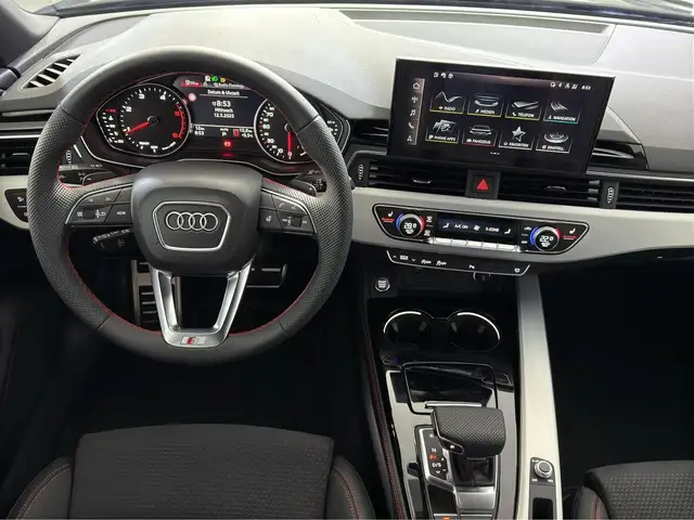 Audi A4 view 7