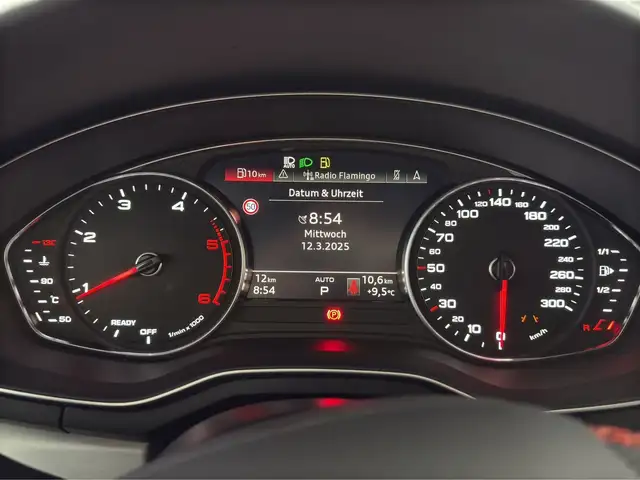 Audi A4 view 9