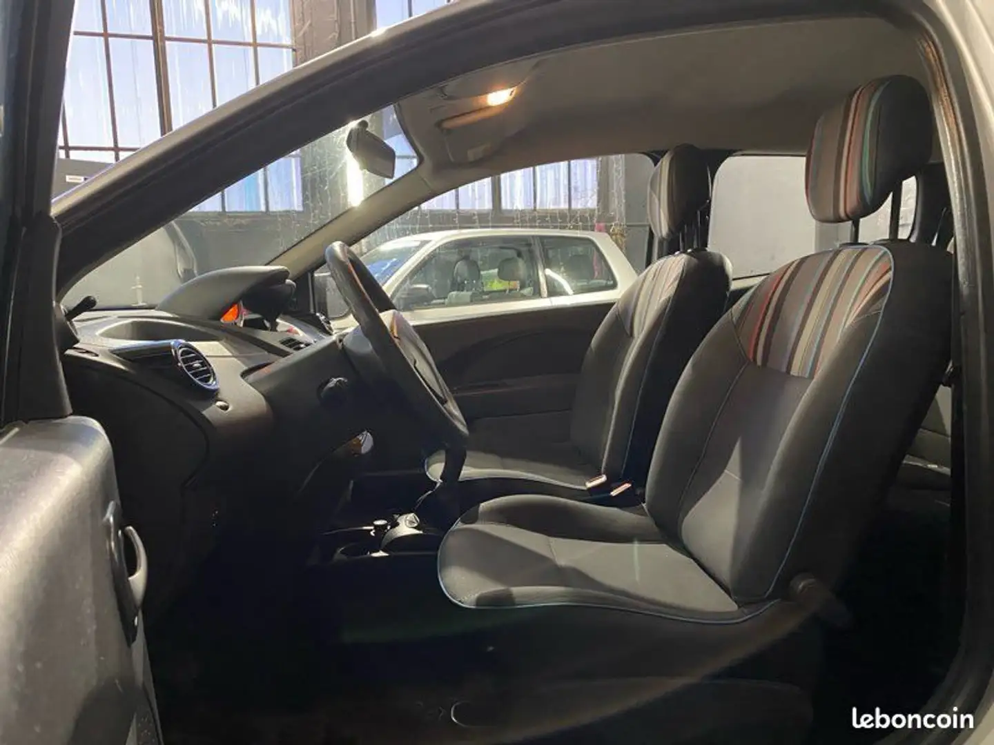 Renault Twingo 1.5 DCI (75cv) première main historique d’entretien distribution à jour Bluetooth garantie reprise - Grijs - 2