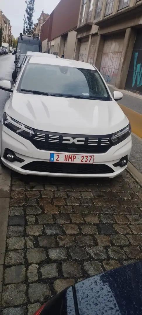 Dacia Sandero Sandero 1.0i SCe Essential Blanc - 1