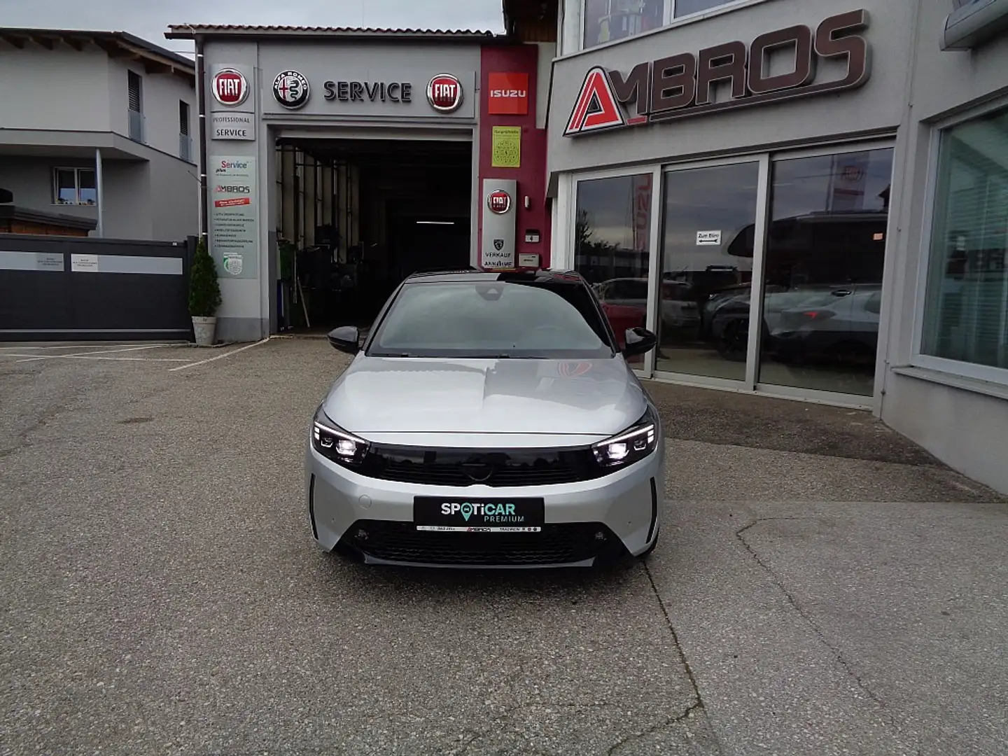 Opel Corsa 1,2 Direct Injection Turbo Benzin GS Euro 6.4 T... Silber - 2