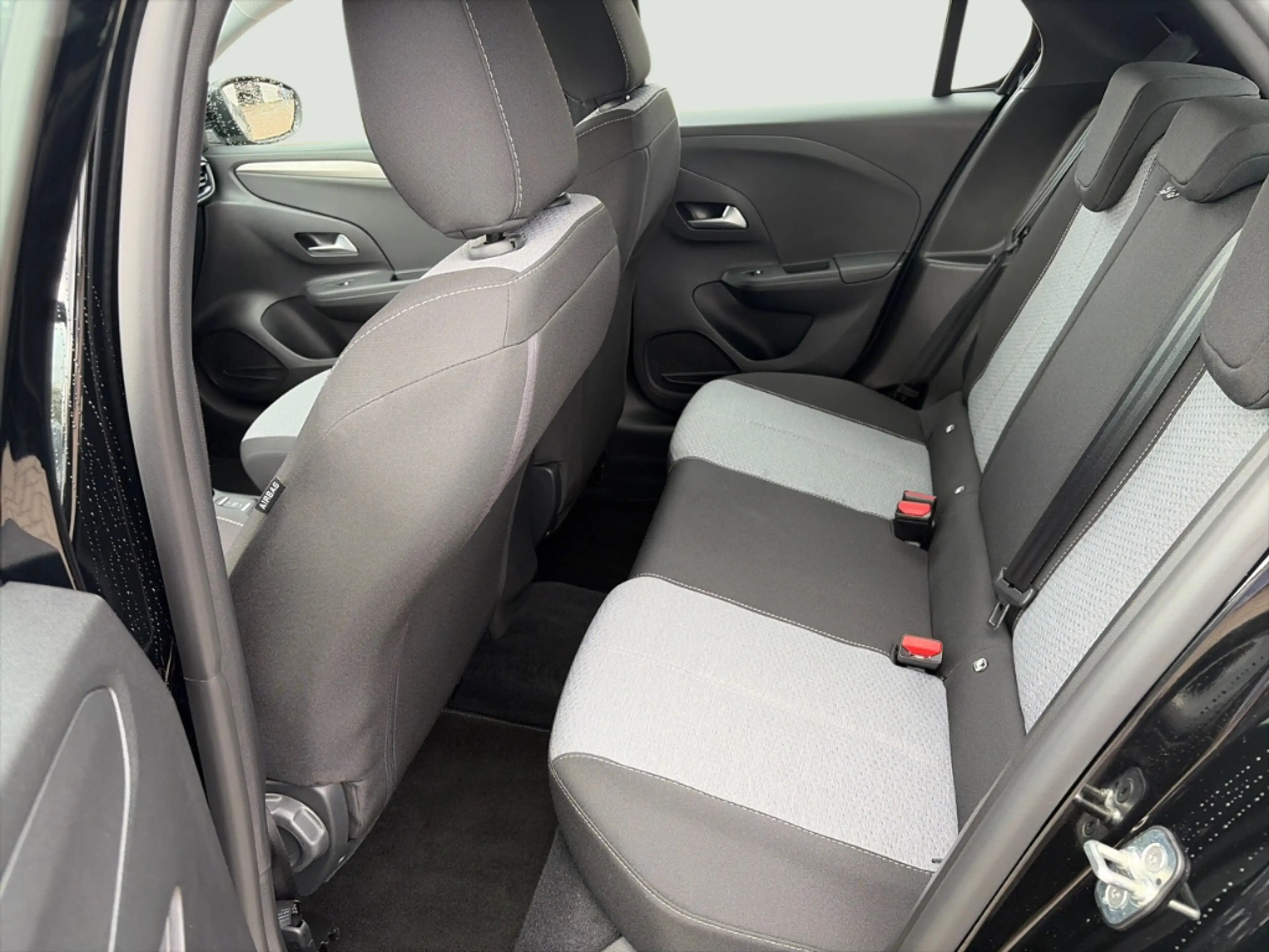 Opel Corsa F Edition LED Apple CarPlay Android Auto Musikstre — photo 10