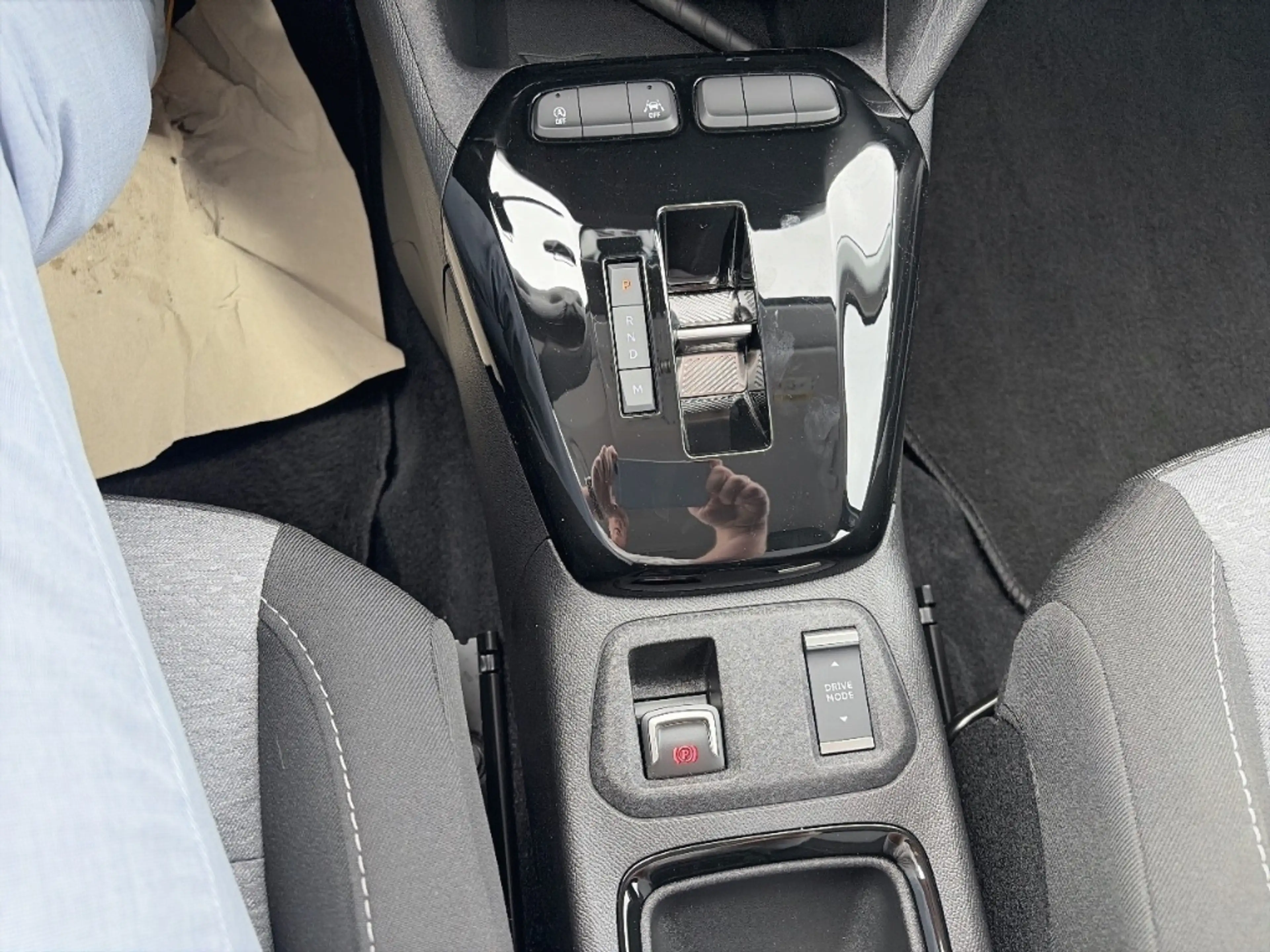 Opel Corsa F Edition LED Apple CarPlay Android Auto Musikstre — photo 12