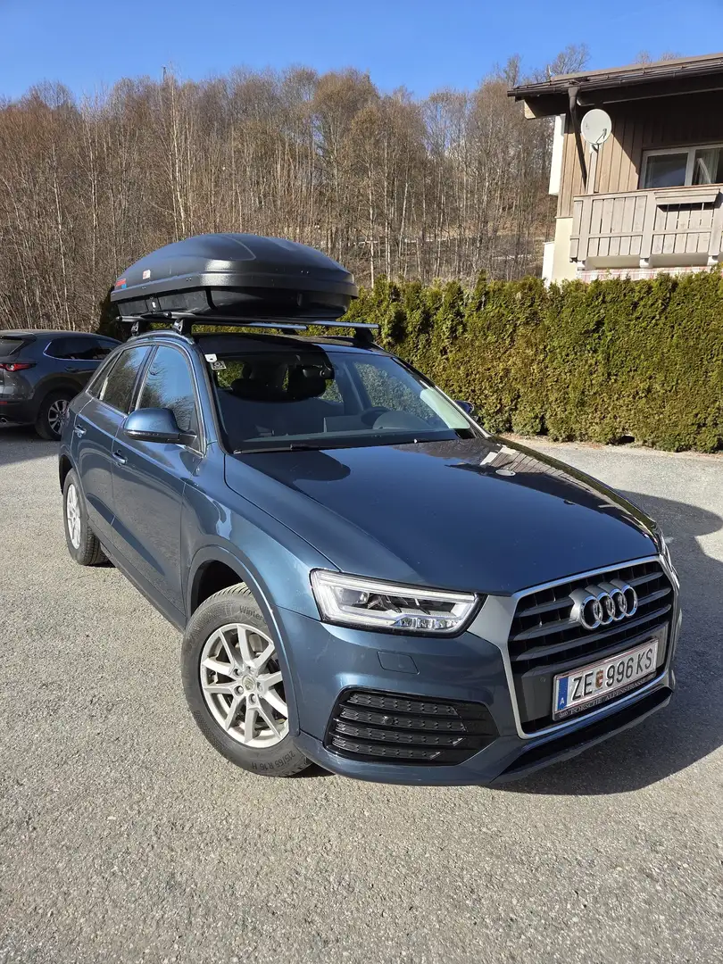 Audi Q3 Sport Blau - 2