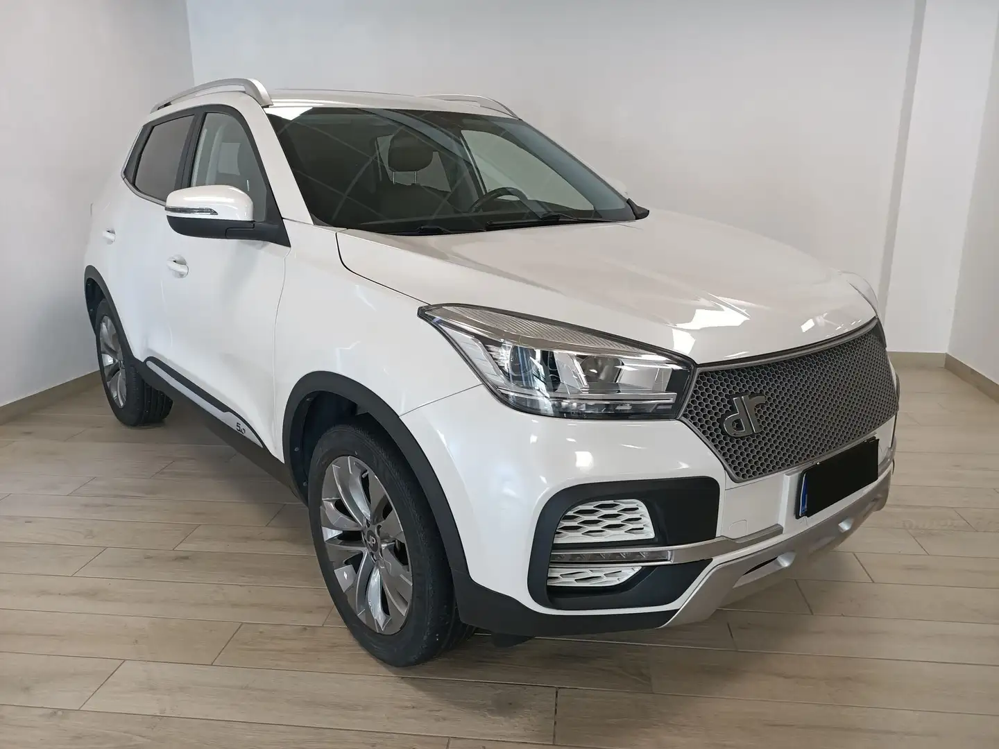 DR Automobiles DR5.0 1.5 Turbo DCT Bi-Fuel GPL bijela - 1
