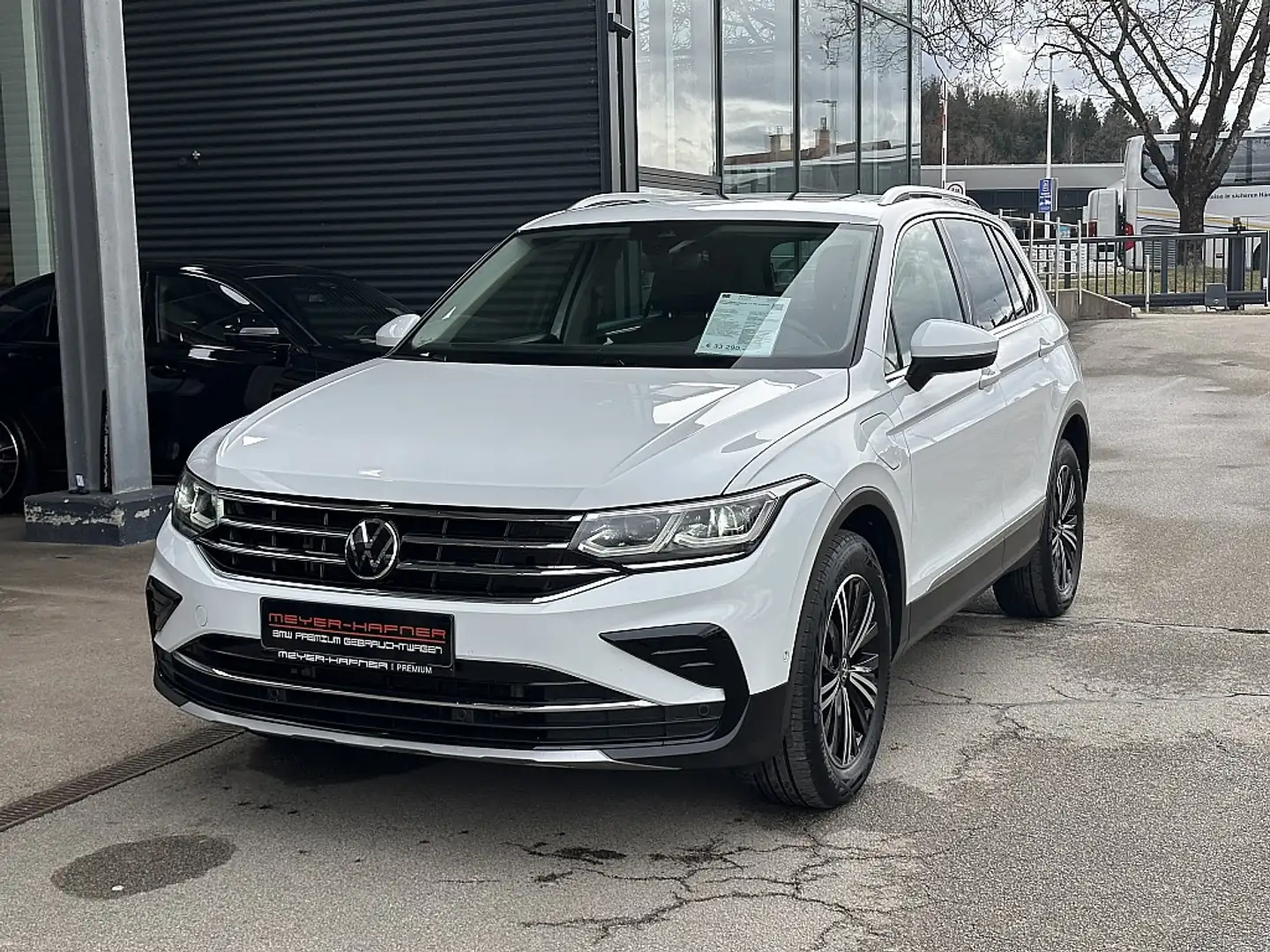 Volkswagen Tiguan 1,4 TSI eHybrid Elegance DSG Weiß - 2