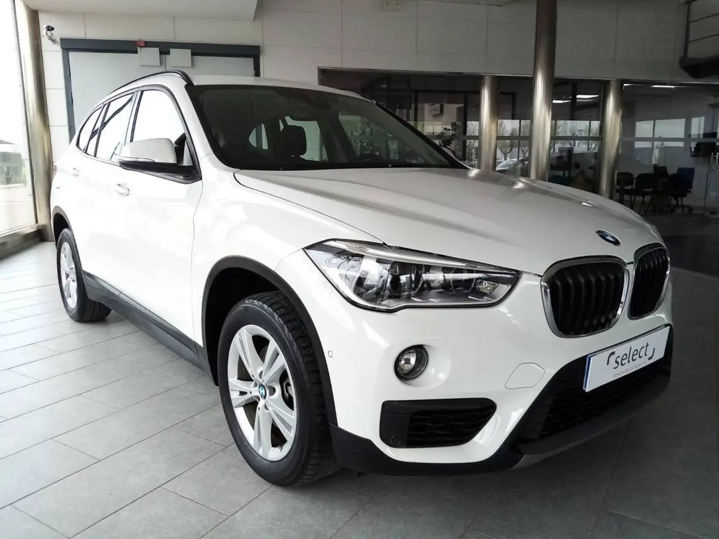 BMW X1 sDrive 18d Business Blanco - 1