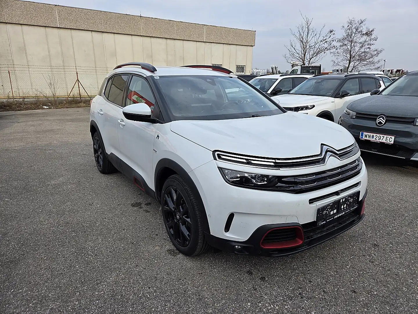 Citroen C5 Aircross Shine Hybrid 225 e-EAT8 Weiß - 2