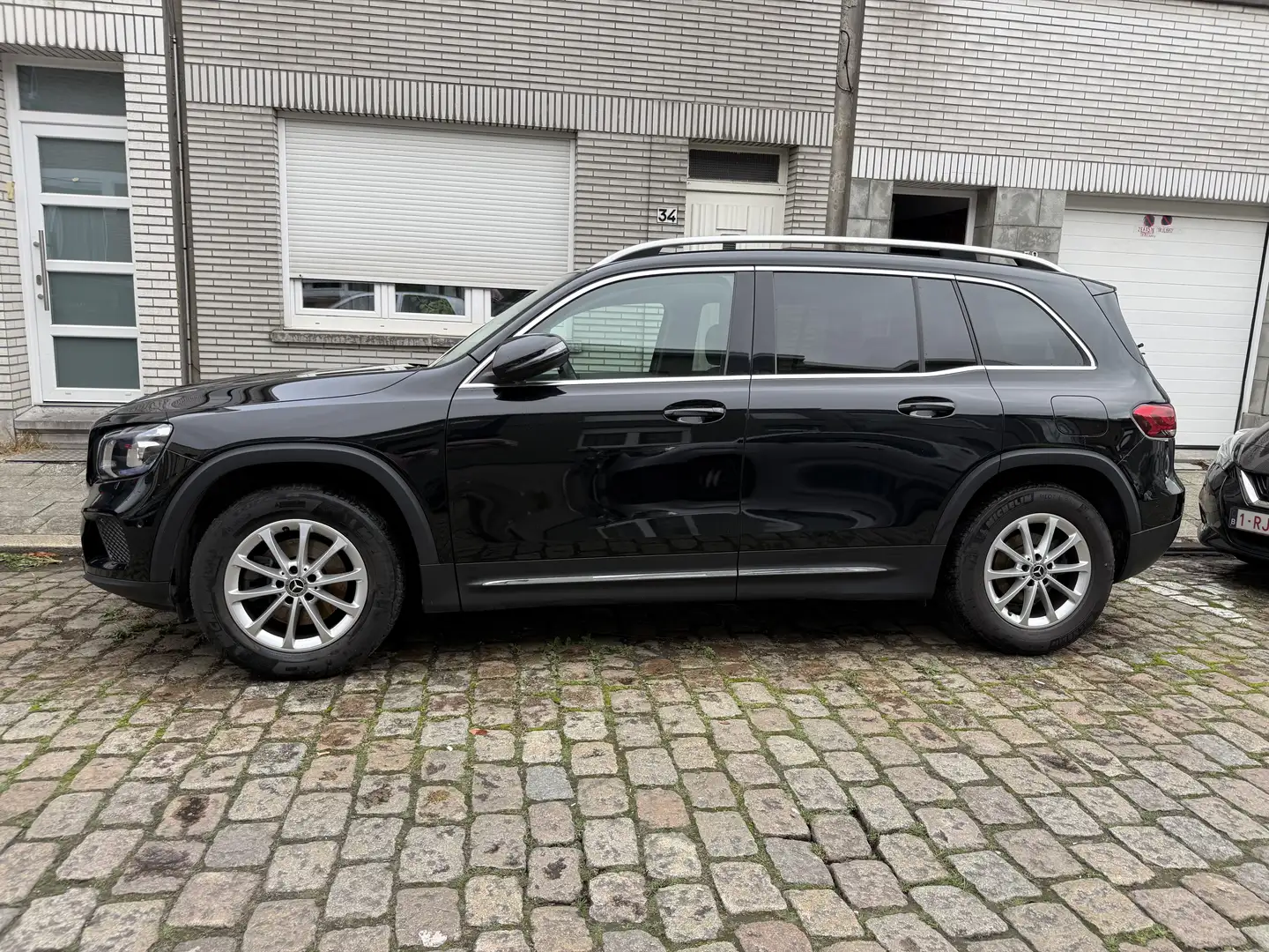 Mercedes-Benz GLB 200 Business Line Noir - 2