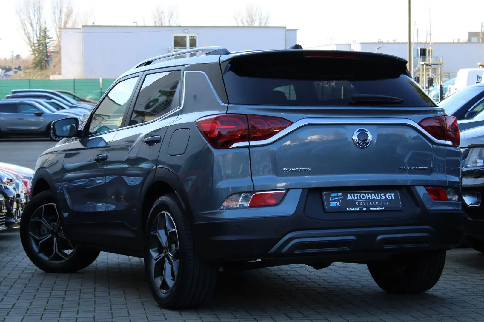SsangYong Korando 1.5 T-GDI Style 4x2/Klima/Sitzhzg/Kamera Šedá - 2