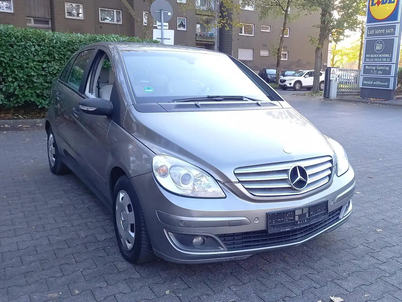 Mercedes-Benz B 170