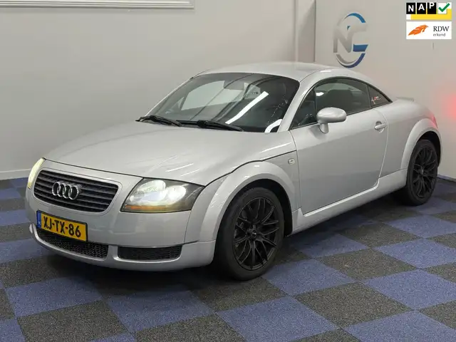 Audi TT 1.8 5V Turbo / NETTE AUTO / DEALER ONDERHOUDEN / R