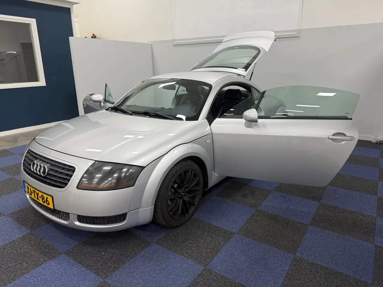 Audi TT 1.8 5V Turbo / NETTE AUTO / DEALER ONDERHOUDEN / R, foto 5