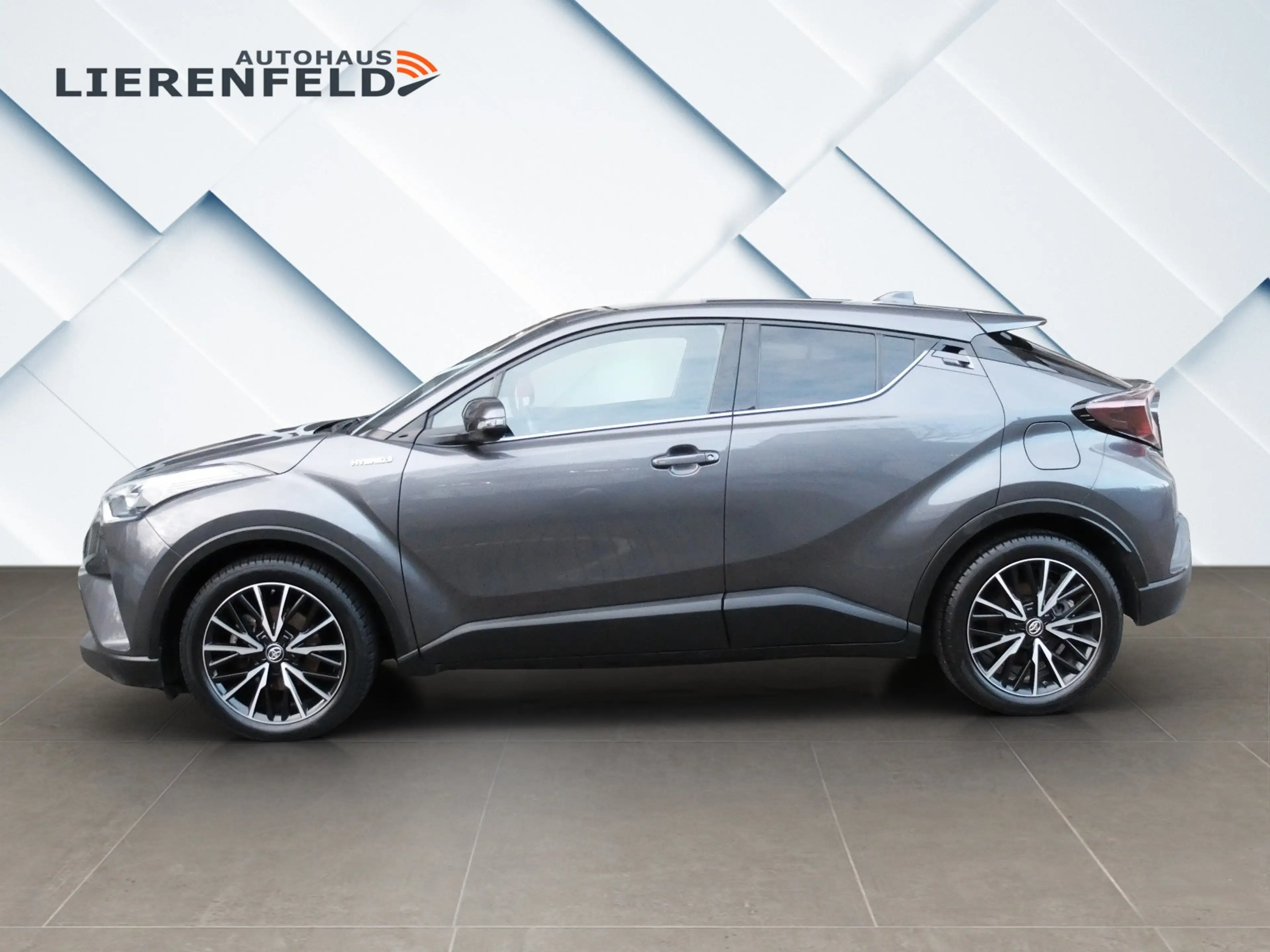 Toyota C-HR+ Hybrid Lounge Mega Ausstattung — photo 6
