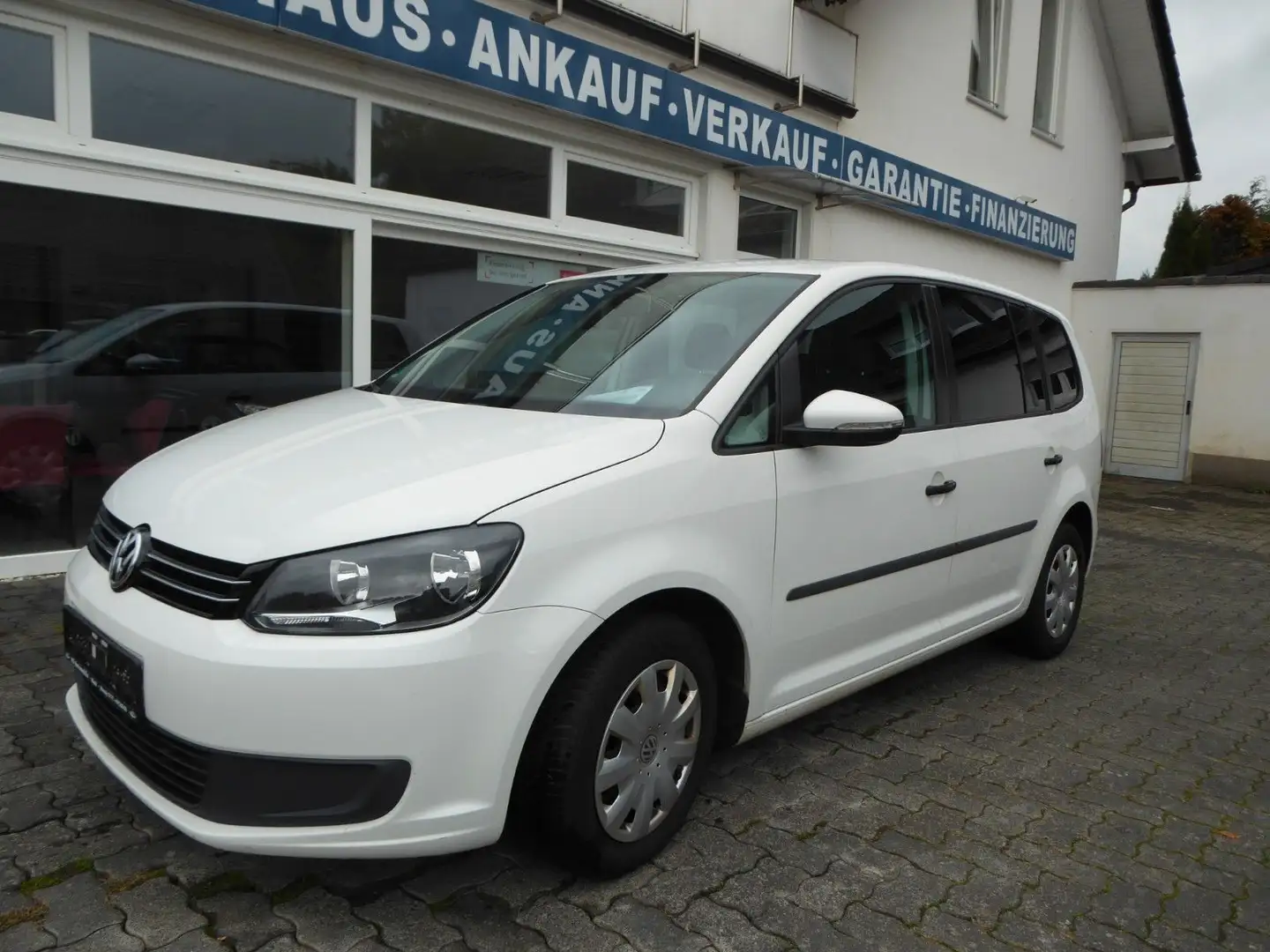 Volkswagen Touran 1.6 TDI Trendline BMT 7 Sitze Weiß - 1