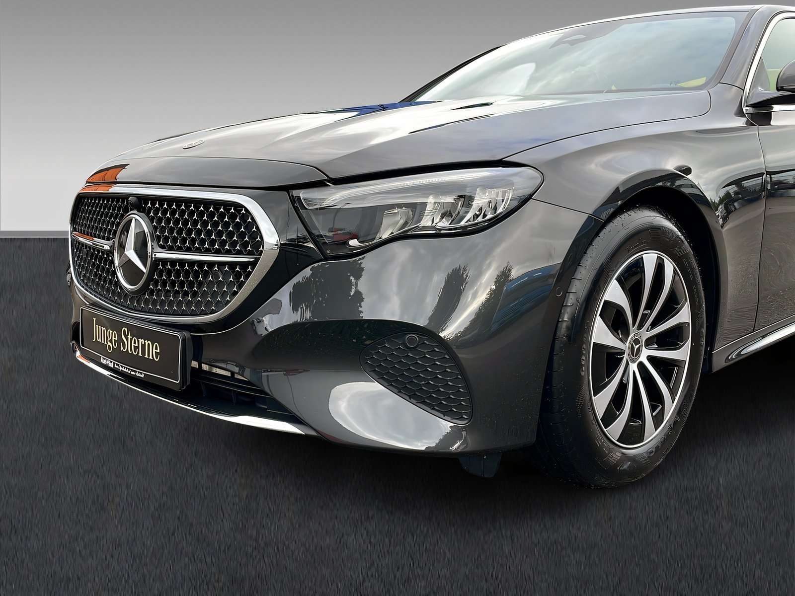 Mercedes-Benz E 220