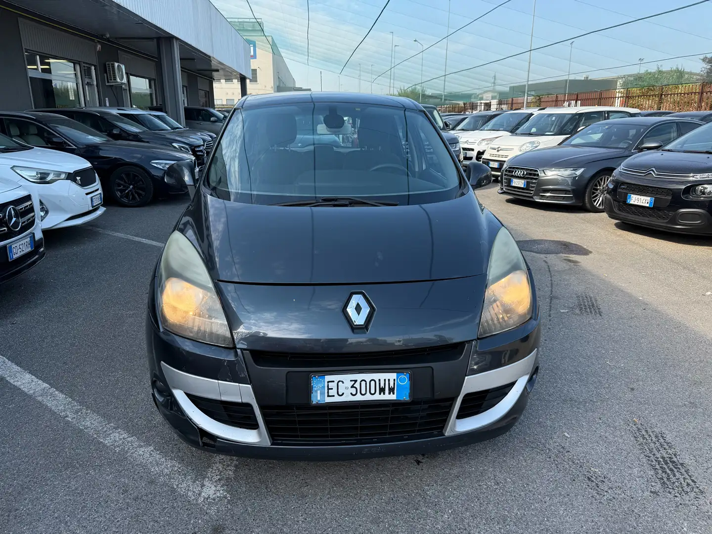Renault Scenic X-Mod 1.5 dci Luxe 110cv Nero - 2