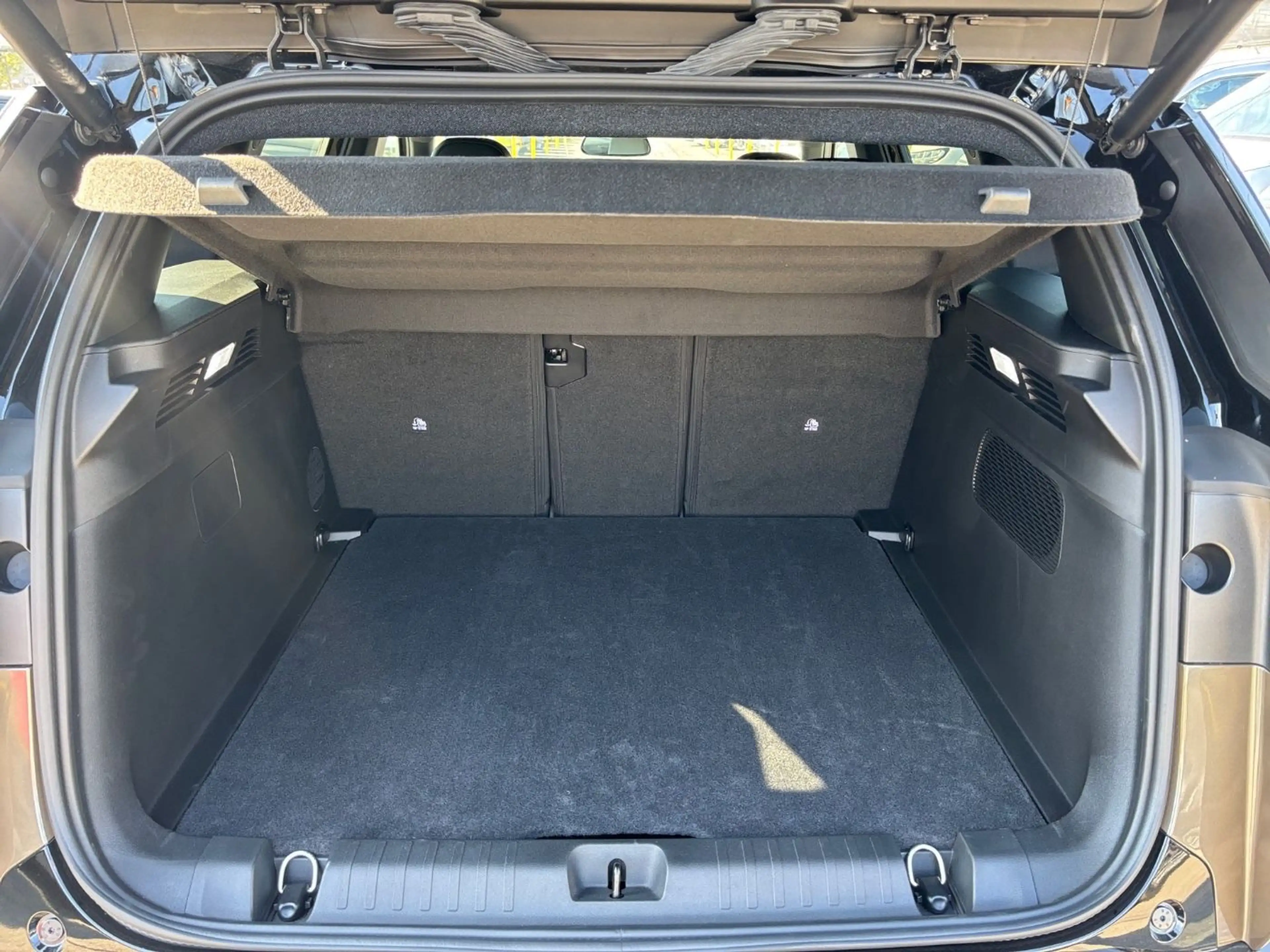 Jeep Compass eDCT 1.2 W First Edition 2xKlima AUT LED — photo 13