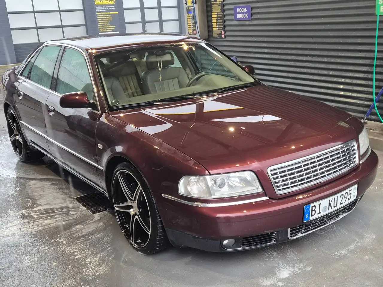 Audi A8 2.8, foto 1