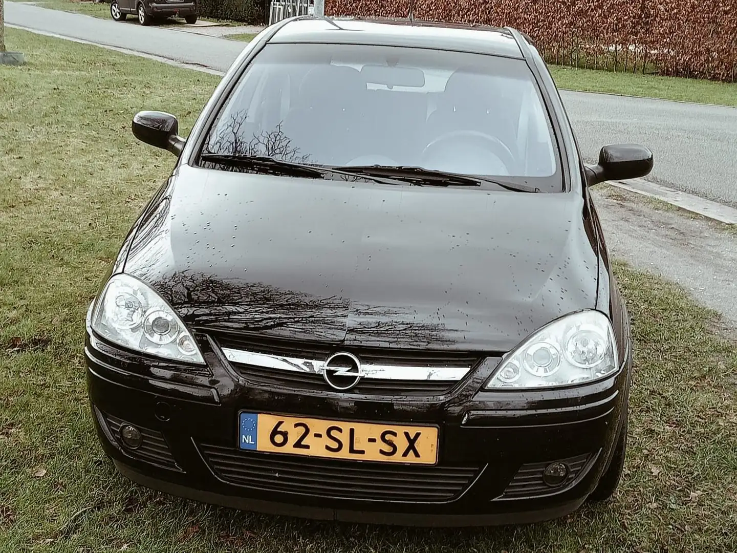 Opel Corsa 1.4-16V Silverline Negro - 1