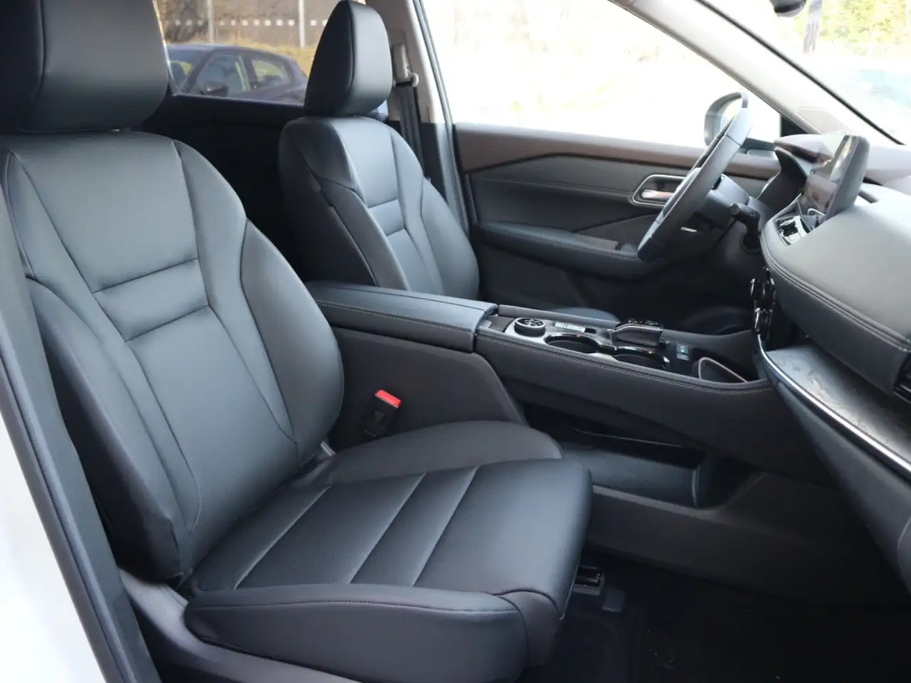 Nissan X-Trail TEKNA 1.5 VC-T e-POWER e-4ORCE ACC+LED 21