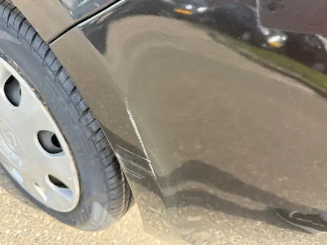 Renault Clio view 11