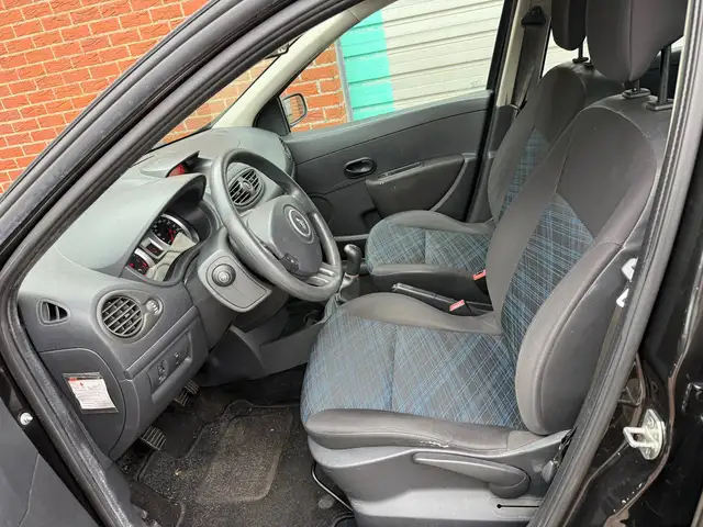 Renault Clio view 5