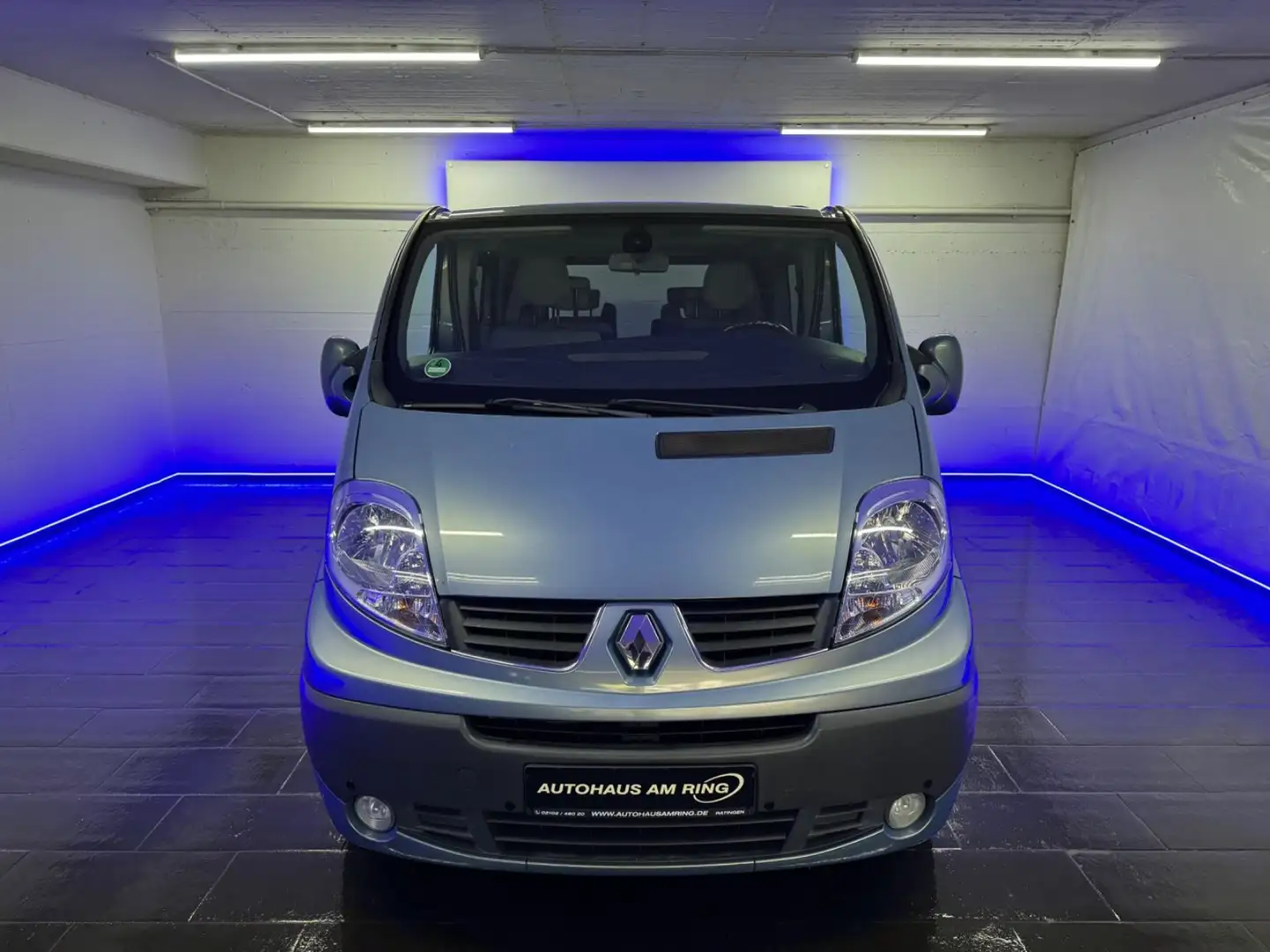 Renault Trafic Combi Generation Privilege STDHZ AHK 2PDC Blau - 1