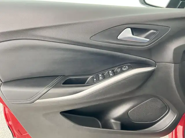 Opel Grandland view 11