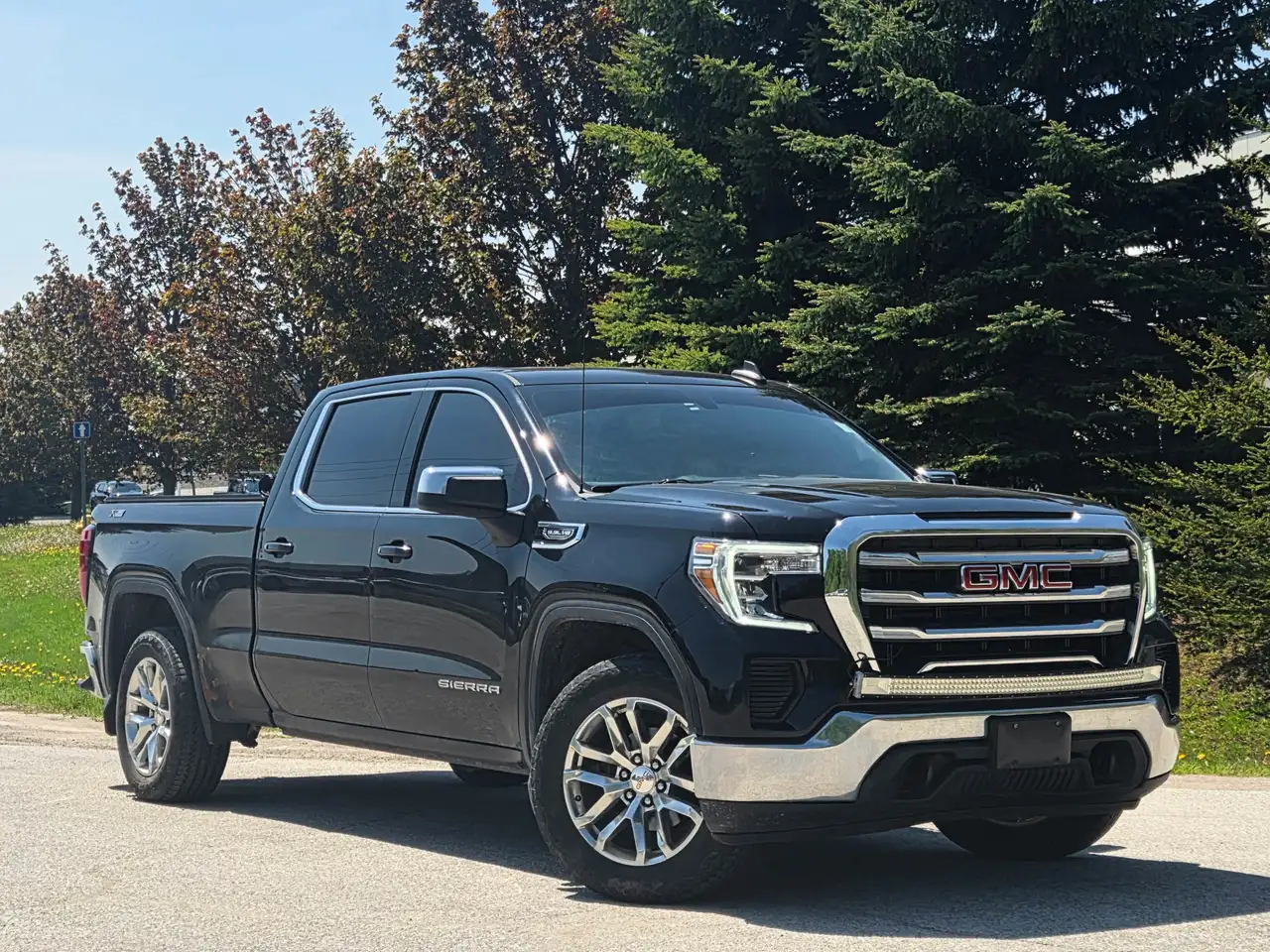 GMC Sierra 1500 снимка GMC Sierra 1500