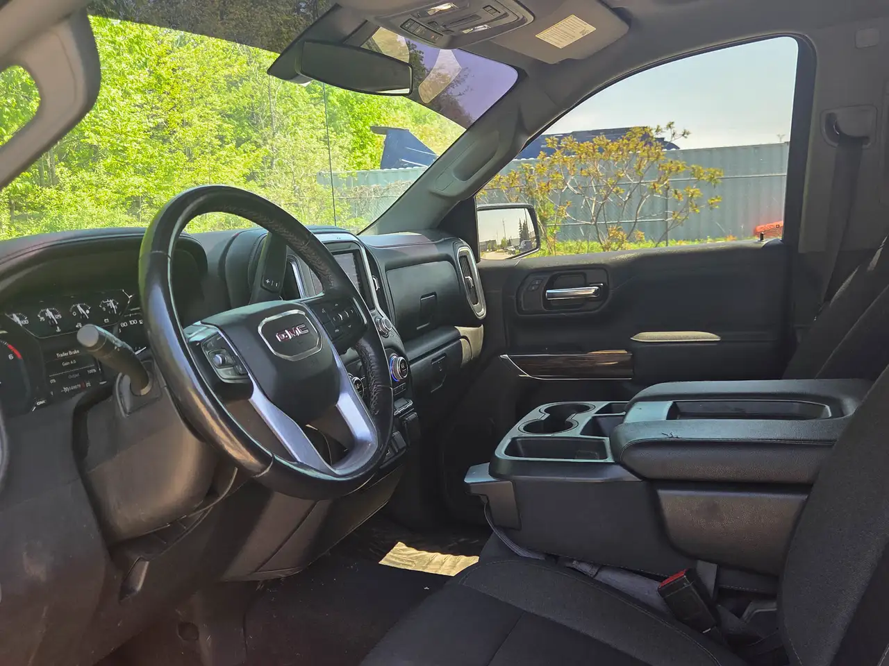 GMC Sierra 1500 снимка GMC Sierra 1500