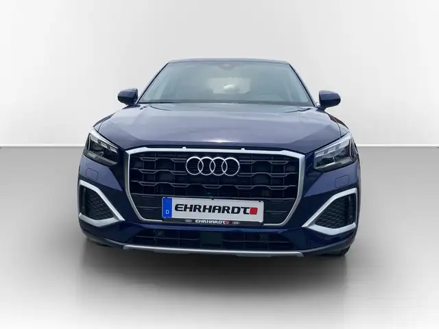 Audi Q2 view 3