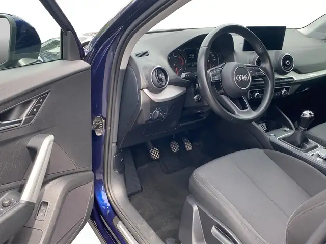 Audi Q2 view 14