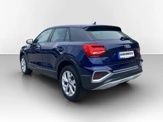 Audi Q2 view 10