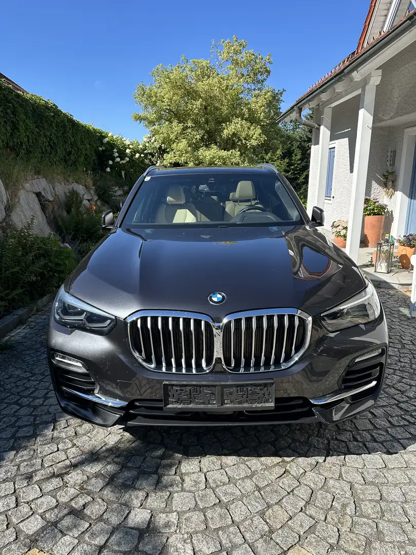 BMW X5 xDrive45e PHEV Aut. Grau - 1