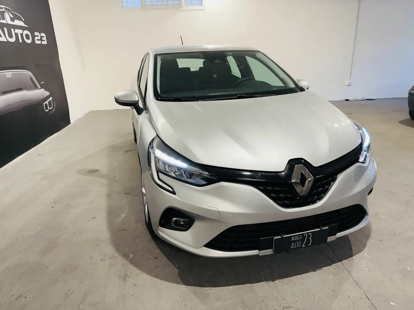 Renault Clio Clio 1.5 blue dci Intens 85cv*NEOPATENTATI* Argento - 2
