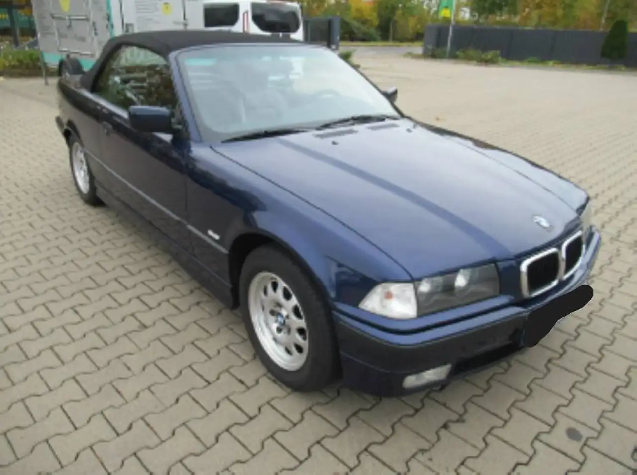 BMW 318i Exclusiv Edition, foto 1