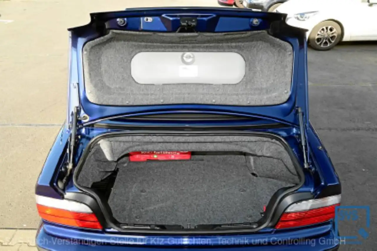 BMW 318i Exclusiv Edition, foto 9
