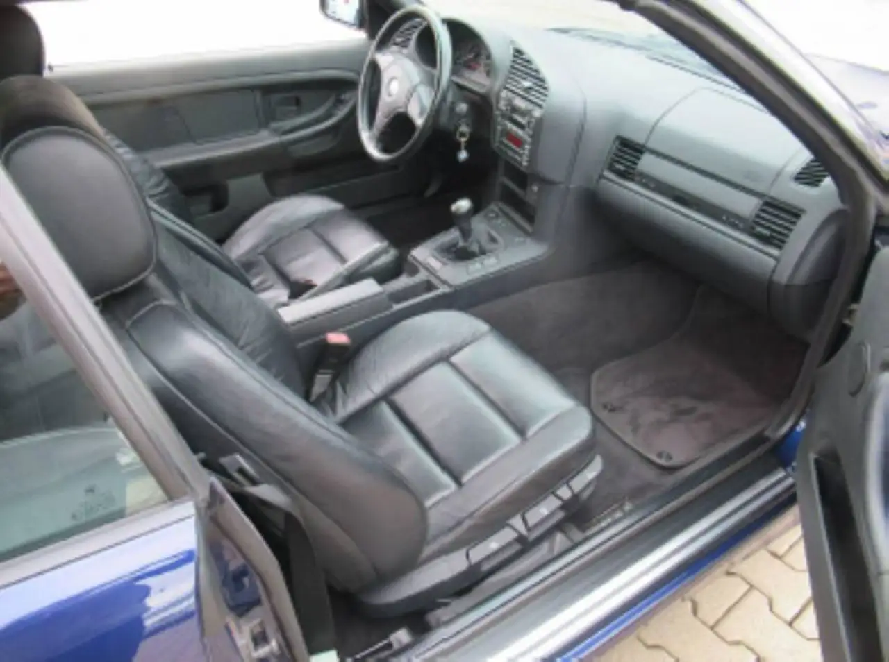 BMW 318i Exclusiv Edition, foto 4