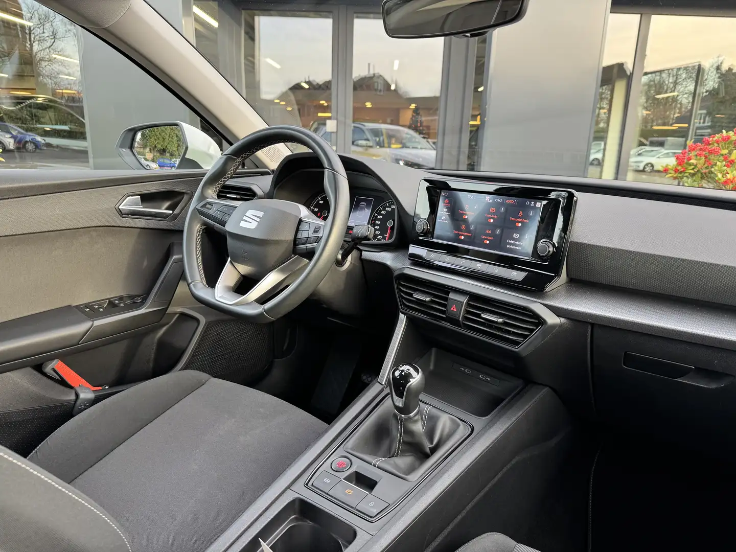 SEAT Leon Sportstourer Reference Ecc-AppleCarplay-Cruise Weiß - 2
