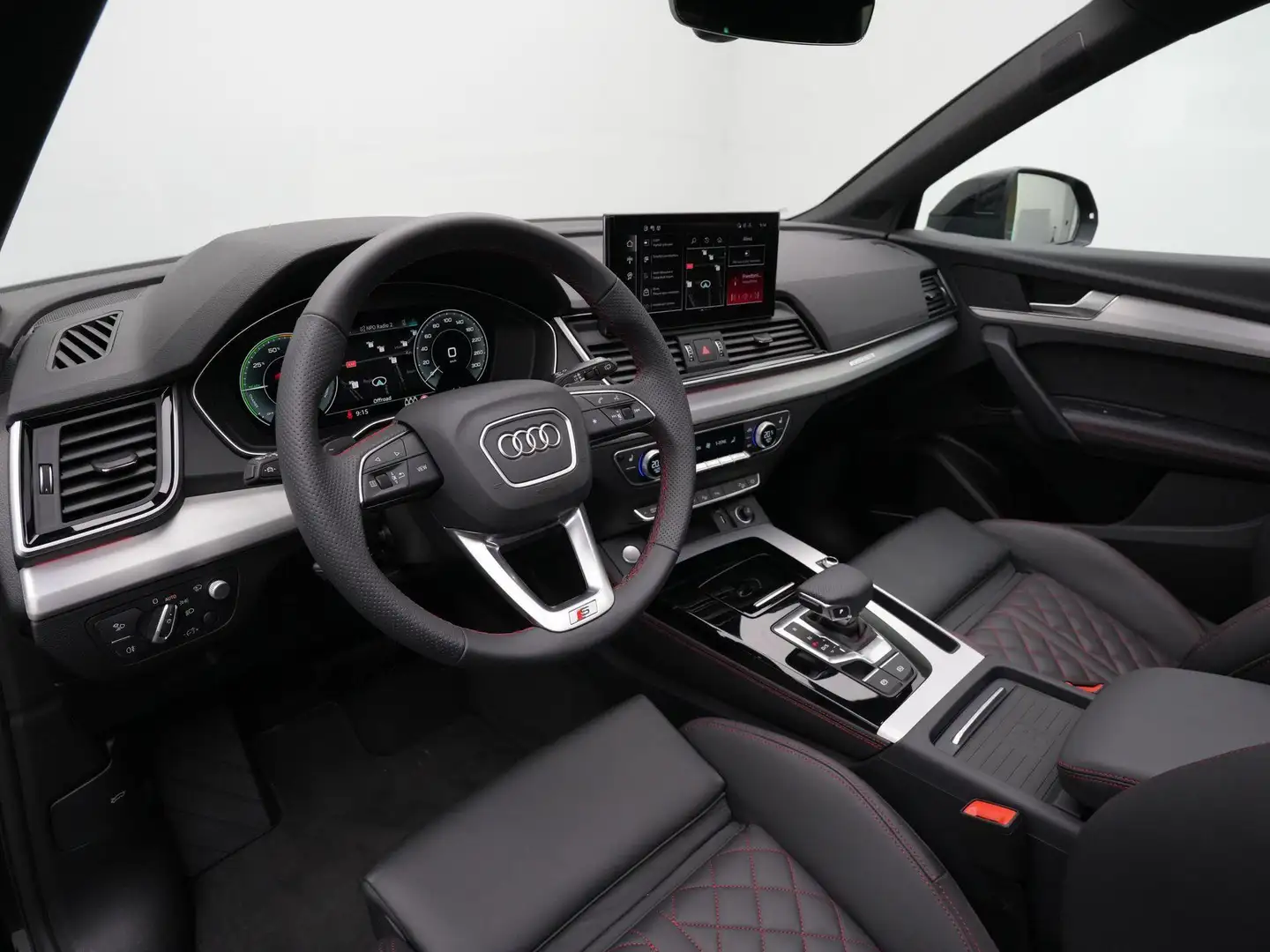 Audi Q5 55 TFSI e S edition Competition / S-Line | Panoram Zwart - 2