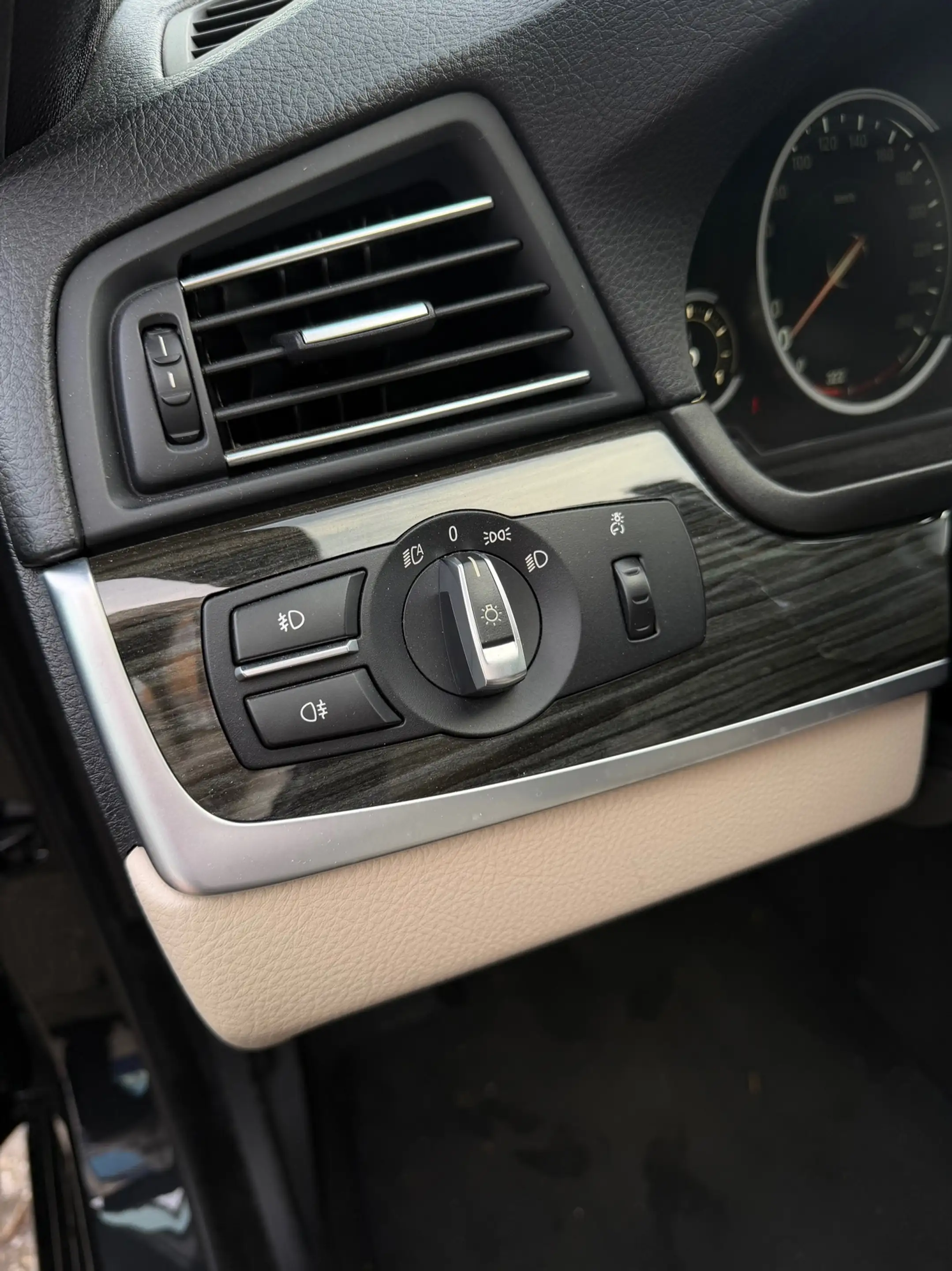 BMW 528 5-serie 528i/ M pakket/ nap/ 3e EIG/ dealeronderho — photo 19