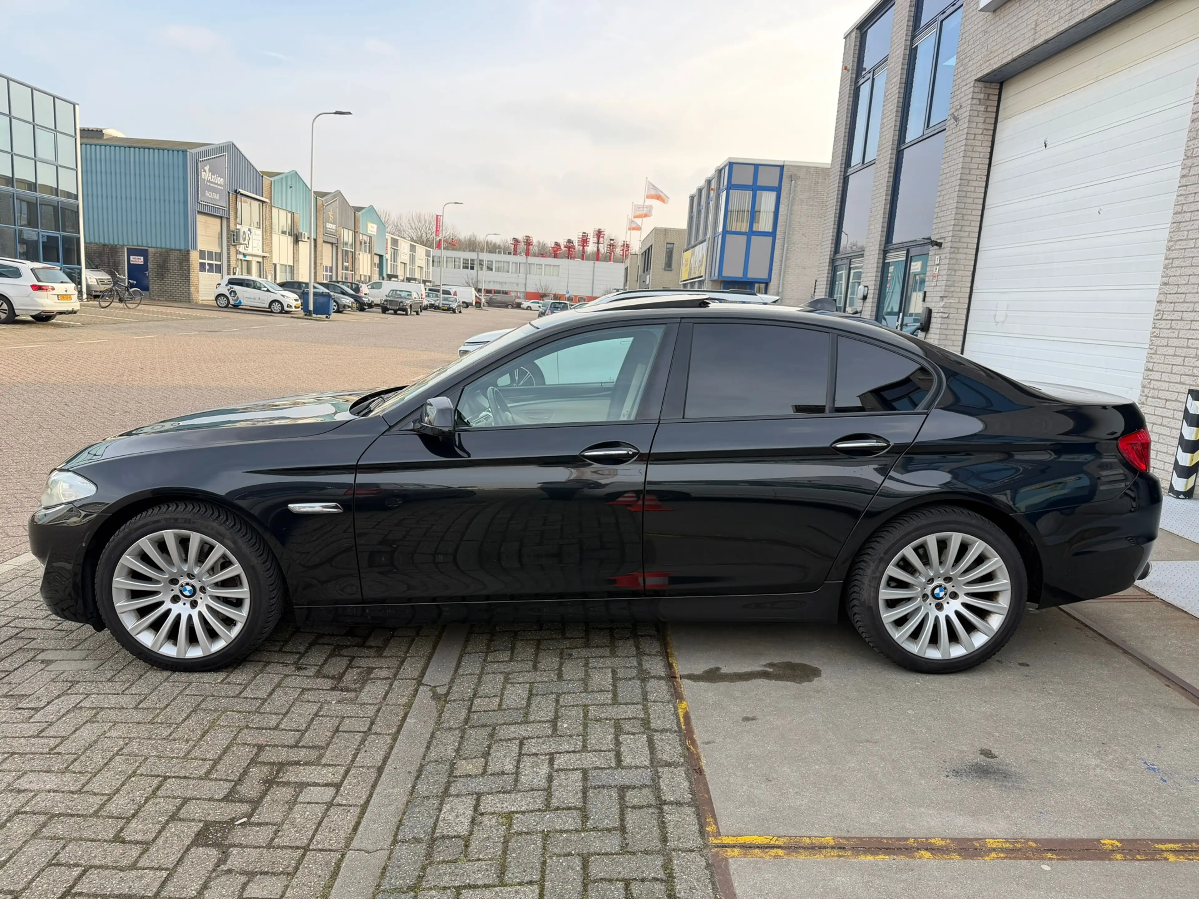BMW 528 5-serie 528i/ M pakket/ nap/ 3e EIG/ dealeronderho — photo 30