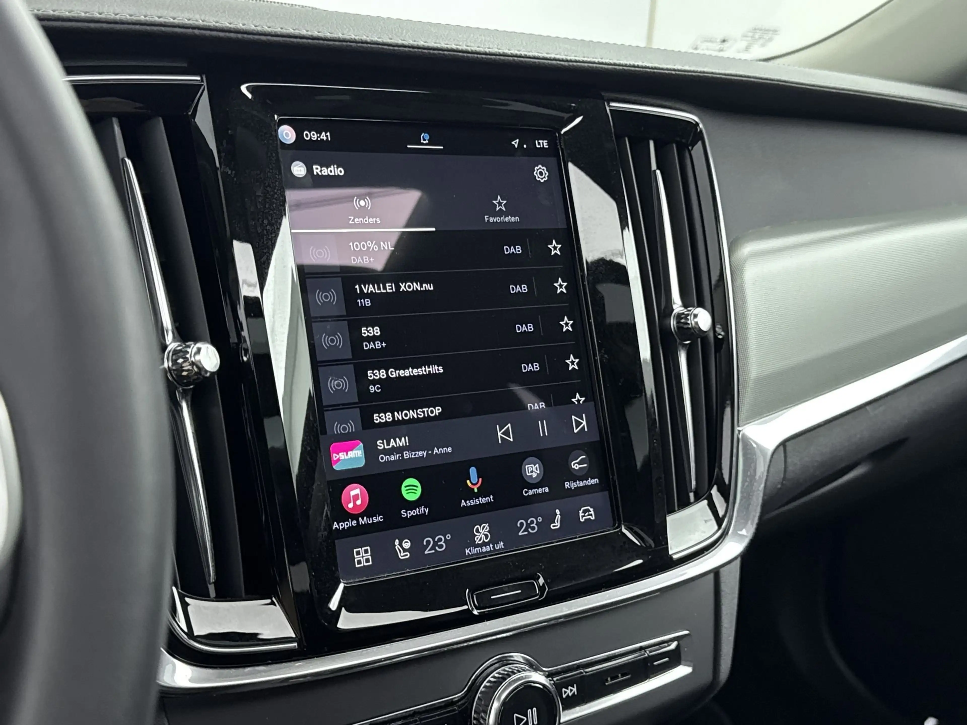 Volvo V90 2.0 T8 AWD Inscription | Trekhaak | PDC V+A en 360 — photo 19